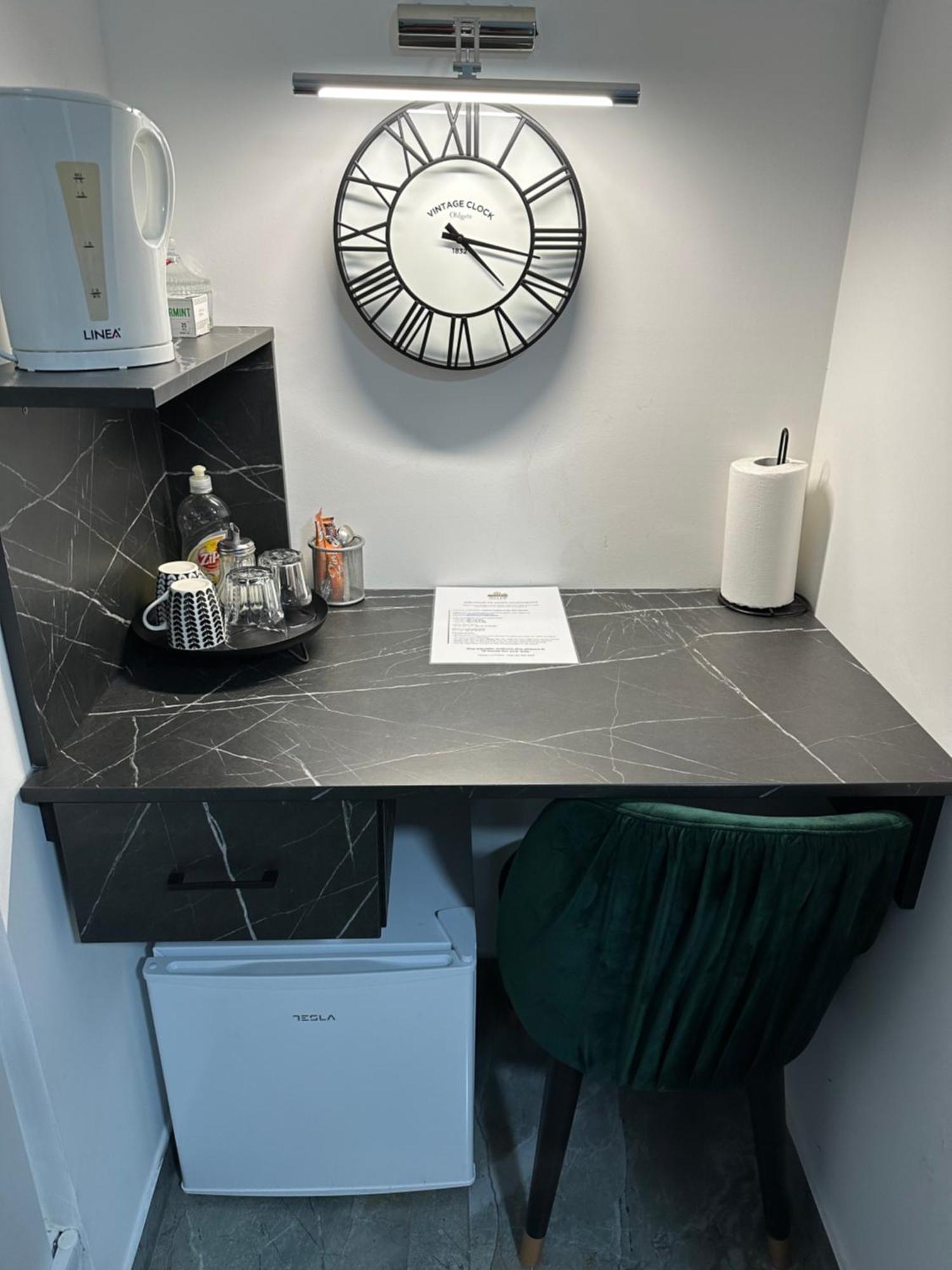 Aster Apartment *